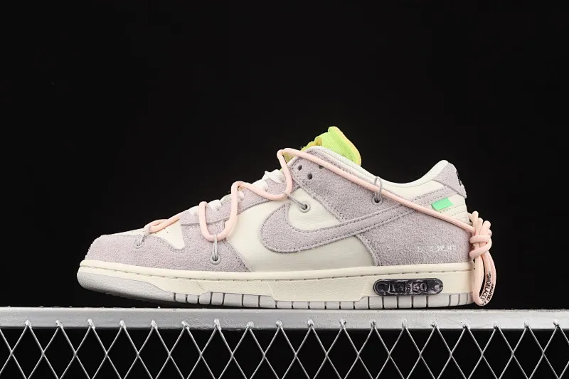 All Categories Nk SB Dunk Series Nk SB Dunk Low Low-top Sneakers J Version OF x Nk Dunk Low “12 of 50” OW Pink Green Suede SB Smashed Backboard Fashion Casual Sneakers DJ0950-100